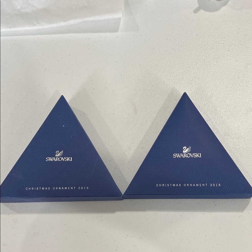 NIB Swarovski Crystal Christmas Ornaments Duo - 2 Snowflakes